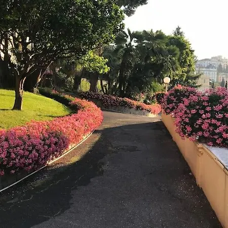Incantevole Immerso Nel Verde Apartment Sanremo